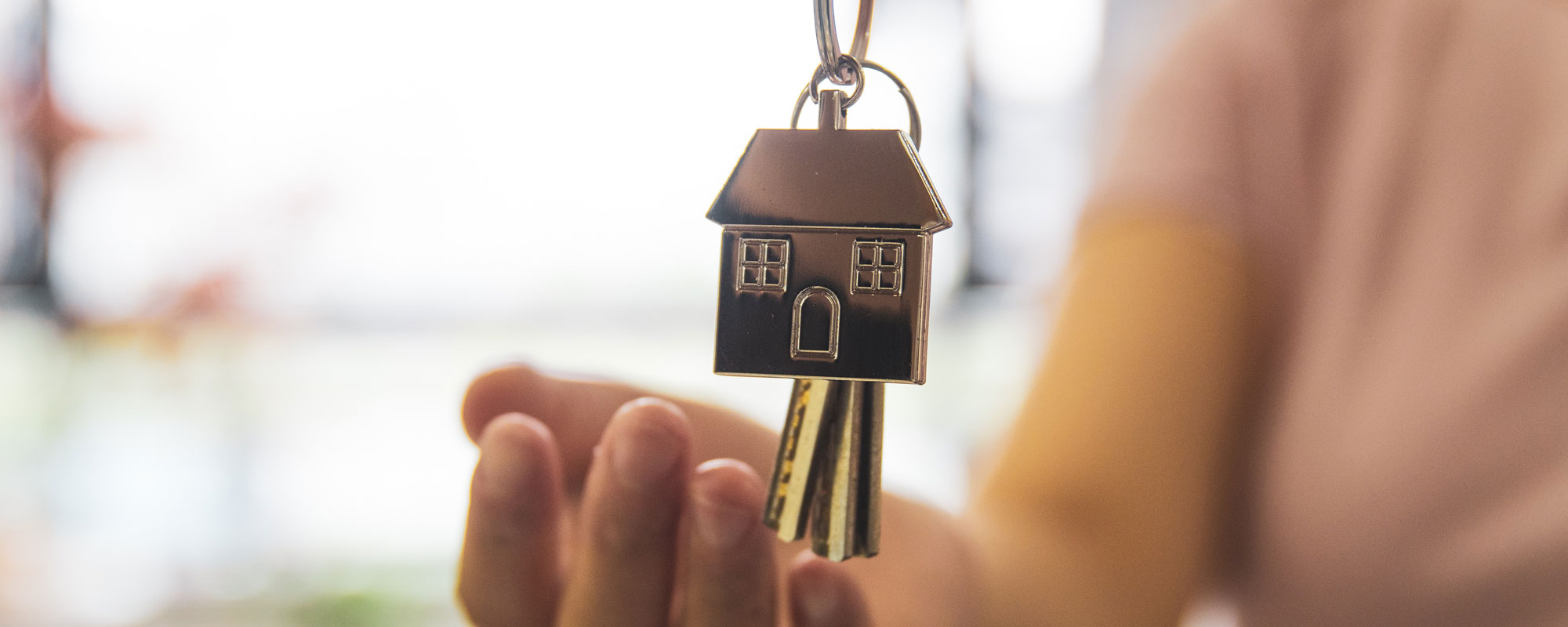 keys handed to new homeowner